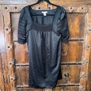 Vertigo Paris Black Lace Trim Dress – Size XS – Minor Flaws